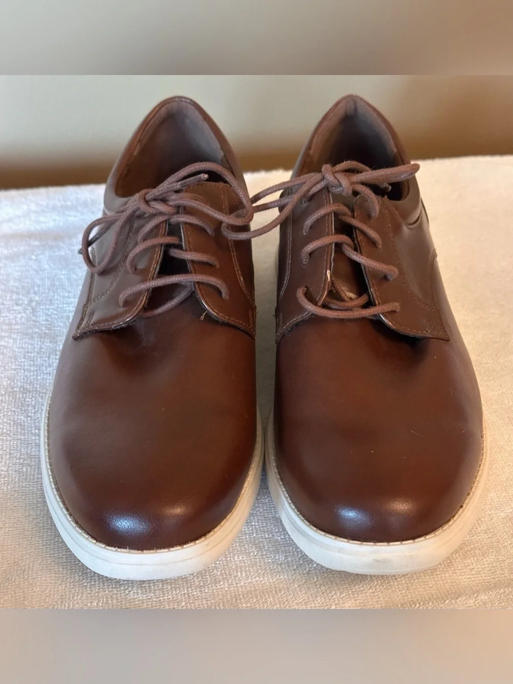Rockport classic lace